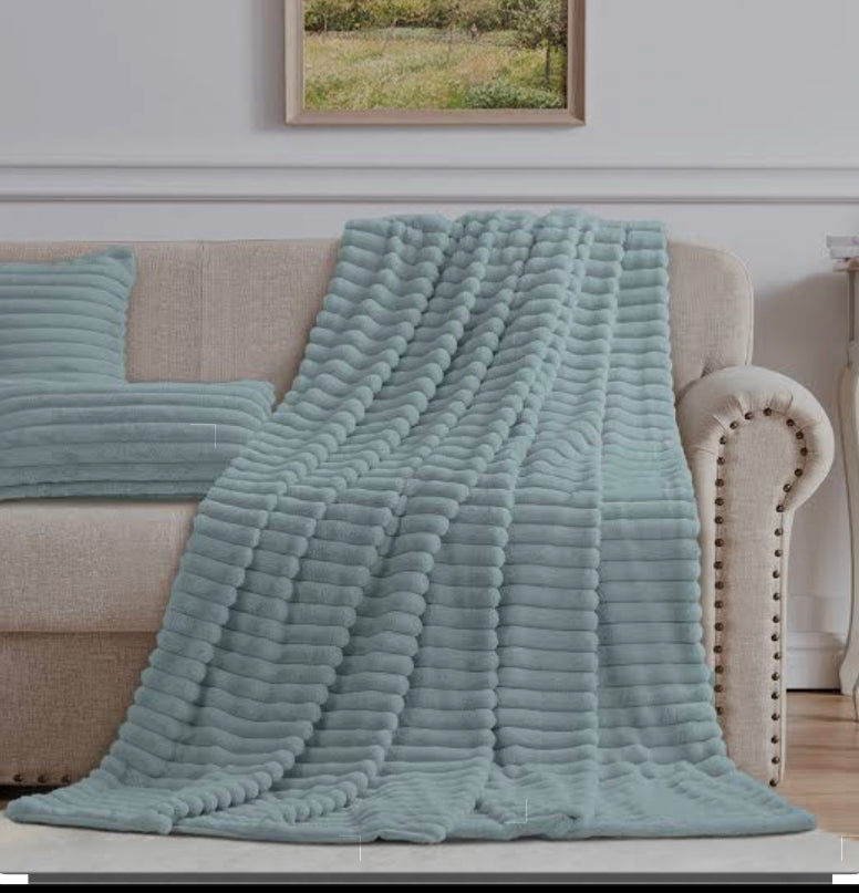 Milan Faux Fur Throw