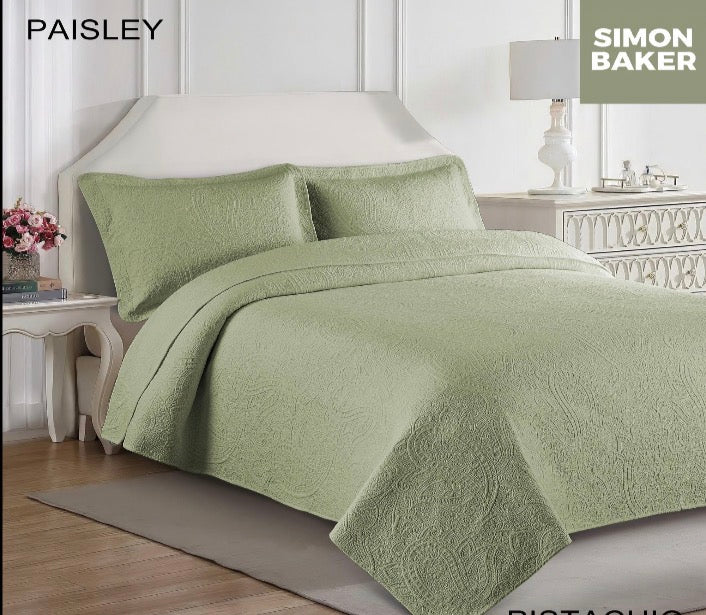 Paisley Quilt Set
