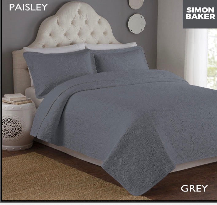 Paisley Quilt Set