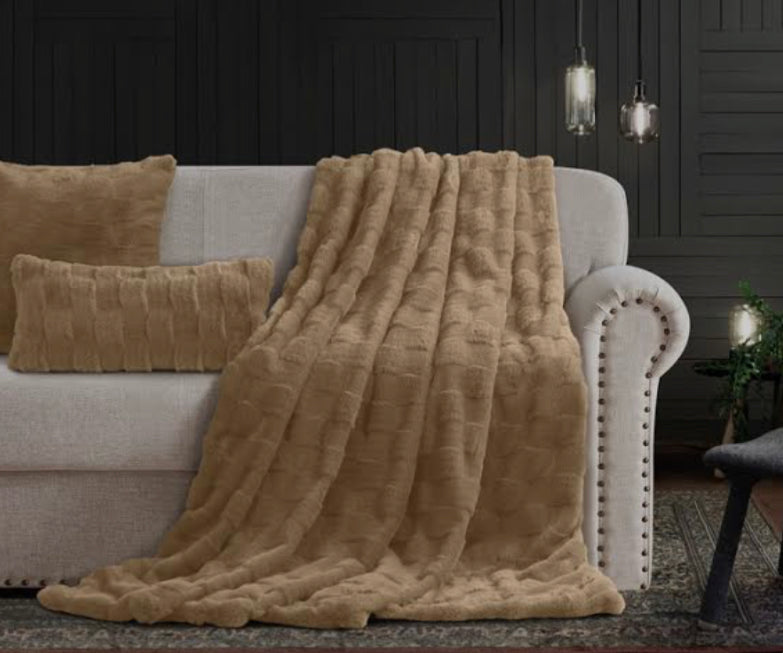 Prague Faux Fur Throw