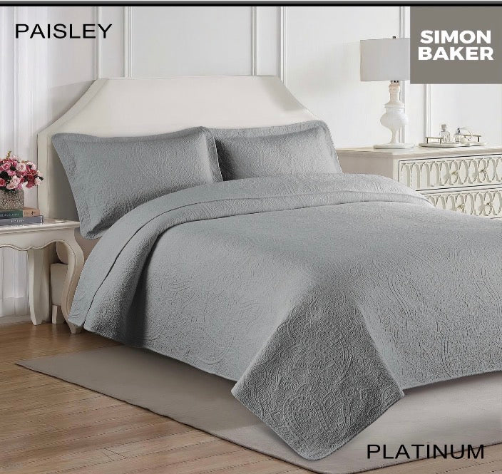 Paisley Quilt Set