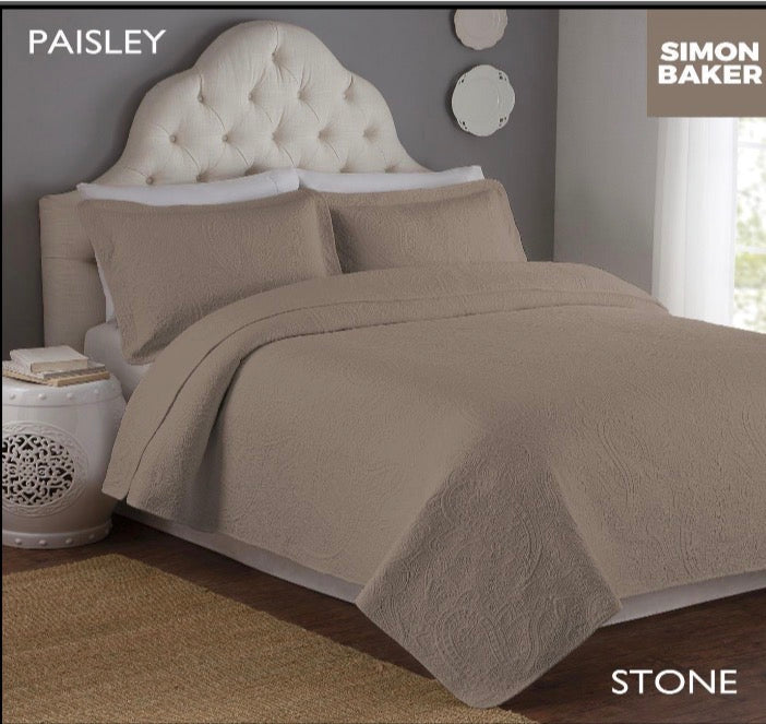 Paisley Quilt Set