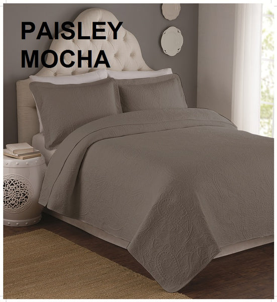 Paisley Quilt Set